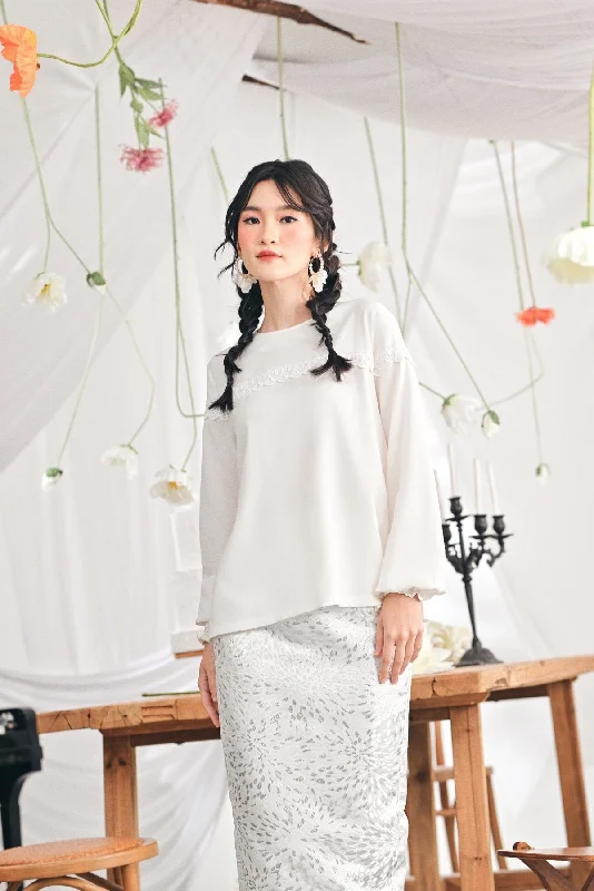The Mimpian Women Doll Blouse - White Casual Relaxed Fit Blouse