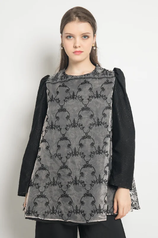 Brooklyn Blouse in Black Cotton Casual Blouse