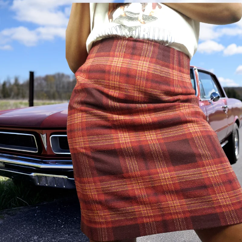J.G Hook Plaid Wool Blend Skirt Size 14 casual skirt length