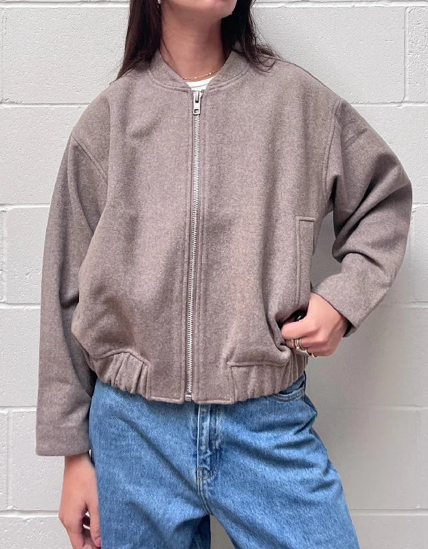 Hollys Jacket in Pine Bark Zip Front Button Front Snap Front