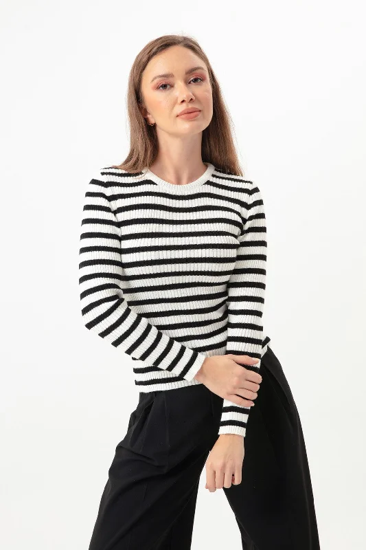 Female Striped Wick Lycra Knitwear Sweater Ribbed Striped Patterned
