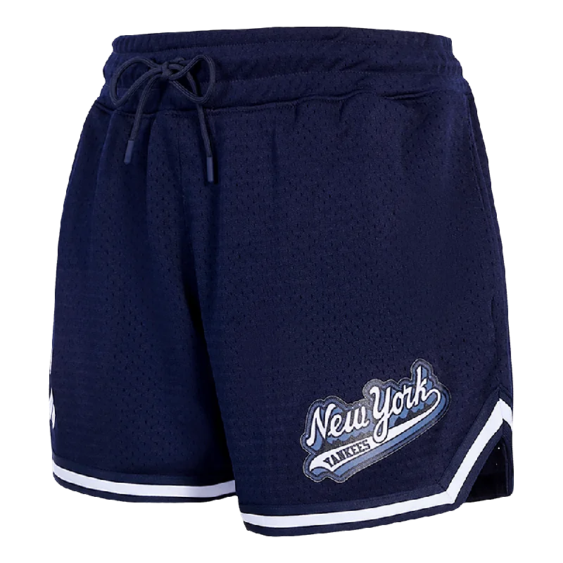 MLB NEW YORK YANKEES SCRIPT TAIL WOMEN'S MESH TAPE SHORT (MIDNIGHT NAVY)