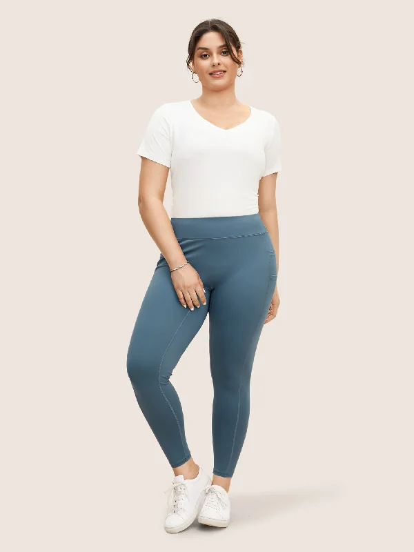 Patched Pocket High Stretch High Rise Leggings