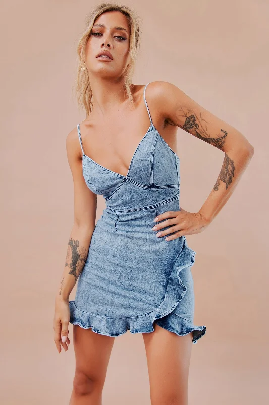 Cross Of Sunlight Mini Dress - Washed Blue Fashionable Pleated Mini Dress