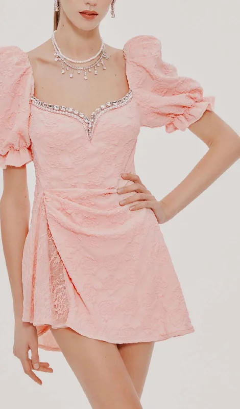 DIAMOND FLORAL BACKLESS MINI DRESS IN PINK Cozy Knit Mini Dress