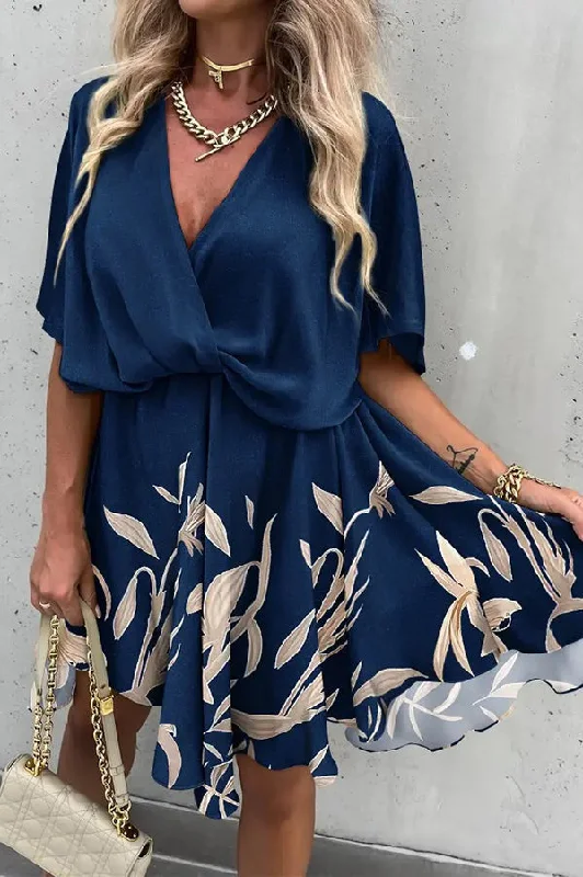 Following A Daydream Printed Mini Dress Casual V-Neck Mini Dress