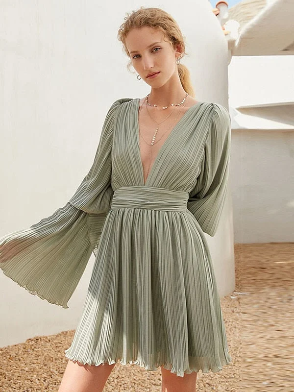 Green Sweet Dress V Neck Lantern Long Sleeve High Waist Pleated Mini Dresses Casual Mini Dress with Pockets Green Sweet Dress V Neck Lantern Long Sleeve High Waist Pleated Mini Dresses Casual Mini Dress with Pockets